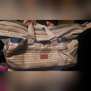 American eagle outlander rolling duffel travel luggage